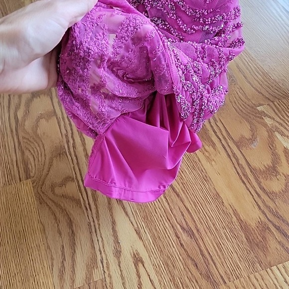 Retrofete sequin mini dress. Size small. Pink gown with beaded details. - Picture 7 of 9